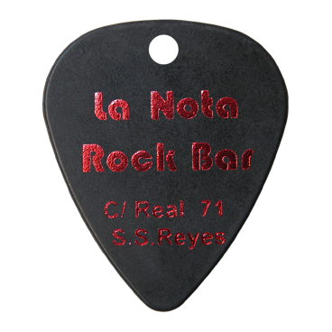 Custom Picks La Nota Rock Bar